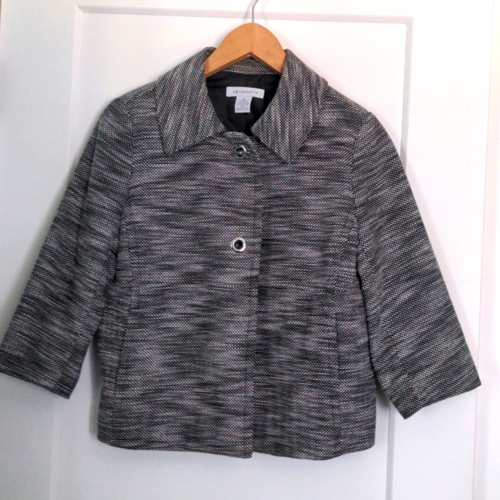 Liz Claiborne 3/4 sleeve cropped cotton tweed jacket. silver hardware, pockets